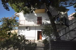 Apartments by the sea Trogir - 6023