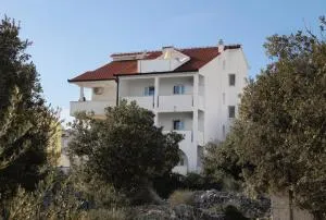Apartments by the sea Sevid, Trogir - 6024 - Zaglavice