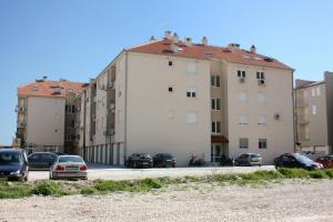 Apartments by the sea Omis - 6073