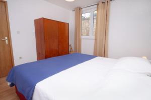 Apartments with parking space Slatine, Ciovo - 6061