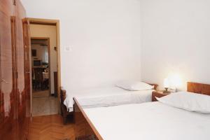 Apartments by the sea Sumpetar, Omis - 5983