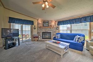 Houghton Lake Family Getaway with Fire Pit!