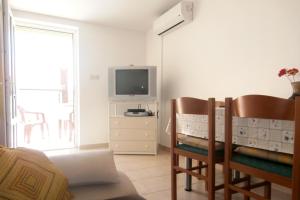 Apartments by the sea Ljubac, Zadar - 5947