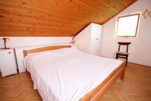 Apartments by the sea Businci, Ciovo - 6012