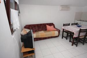 Apartments with a parking space Vrsi - Mulo, Zadar - 5938