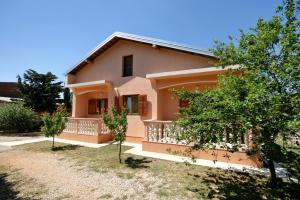 Apartments with parking space Rovanjska, Paklenica - 6209