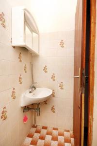 Apartments by the sea Drasnice, Makarska - 6051