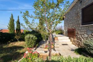 Holiday house with a parking space Postira, Brac - 6052