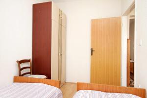 Apartments by the sea Arbanija, Ciovo - 6062