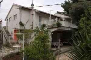 Apartments by the sea Jadrija, Sibenik - 6147 - 希贝尼克