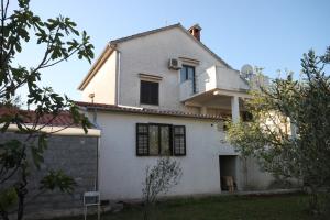 Apartments with a parking space Sukosan, Zadar - 6122