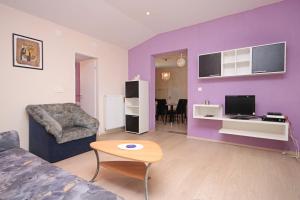 Apartments by the sea Pakostane, Biograd - 6161