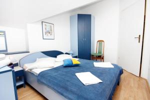 Apartments by the sea Baska Voda, Makarska - 6081