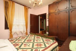 Apartments with parking space Rabac, Labin - 7465