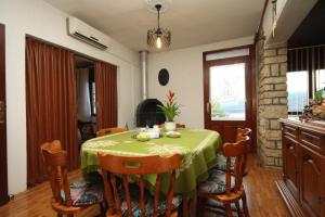 Apartments with parking space Rabac, Labin - 7465