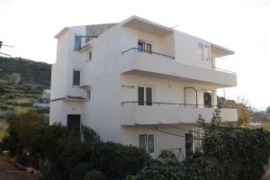 Studio Dugi Rat 7481d