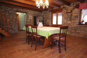 Family friendly house with a parking space Bibici, Central Istria - Sredisnja Istra - 7412