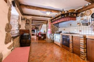 Holiday house with a swimming pool Kozljak, Central Istria - Sredisnja Istra - 7409