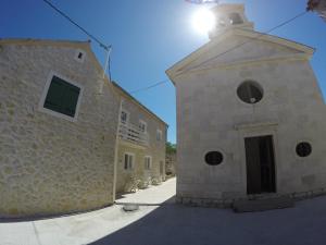 Apartments and rooms by the sea Bibinje, Zadar - 6199 