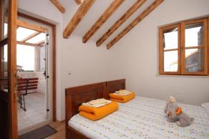 Seaside holiday house Kastel Novi, Kastela - 7554