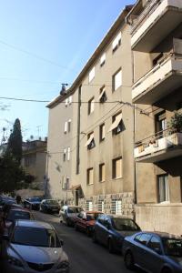 Apartments with WiFi Split - 7586