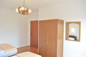 Family-friendly apartments with swimming pool Razanj, Rogoznica - 7606
