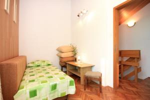 Seaside holiday house Okrug Gornji, Ciovo - 7513