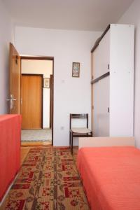 Apartments with parking spaces Klenovica, Novi Vinodolski - 7605