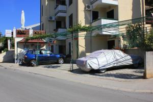 Apartments with a parking space Pjescana Uvala, Pula - 7612