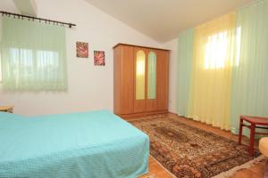 Holiday apartments Pjescana Uvala, Pula - 7652