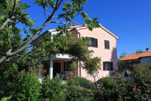 Apartments with a parking space Presika, Labin - 7617 