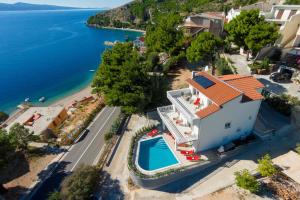 Seaside luxury villa with a swimming pool Medici, Omis - 6071 