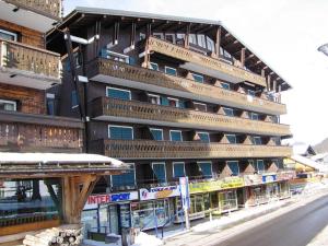 Charmant T2, Pied des Pistes, Centre-Village, Balcon, Parking - FR-1-685-16