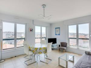 Appartement moderne au centre-ville avec parking à Saint-Jean-de-Luz - FR-1-4-646