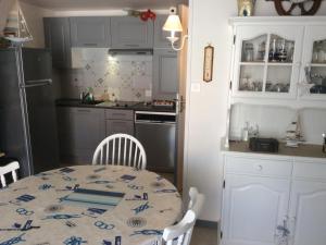 Maisonnette calme proche plage avec parking - FR-1-476-189