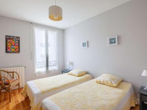 Appartements Charmant appartement au centre-ville de Saint-Jean-de-Luz, plage et commerces a proximite - FR-1-4-651 : photos des chambres