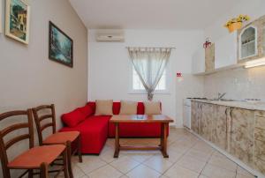 Apartments by the sea Marina, Trogir - 5968