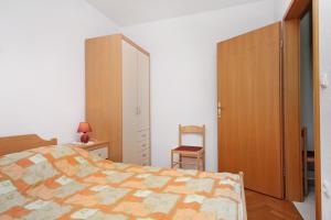 Apartments with parking space Slatine, Ciovo - 5999