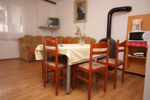 Apartments by the sea Nin, Zadar - 6149