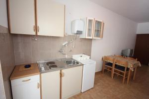 Family friendly seaside apartments Vrsi - Mulo, Zadar - 6155
