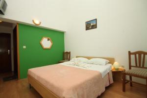 Rooms with a parking space Premantura, Medulin - 7463