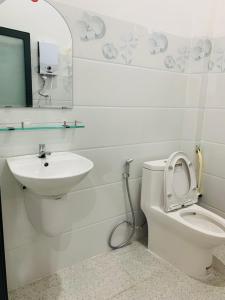 Hải An Homestay - Garden by the Beach