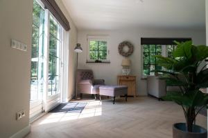 Spacious luxury holiday homevilla - Ruime luxe vakantiewoning-Villa