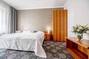 Double or Twin Room with Shower room in City Hotel