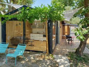 Villas Le mazet des amants, cabane en bois avec jacuzzi privatif : photos des chambres