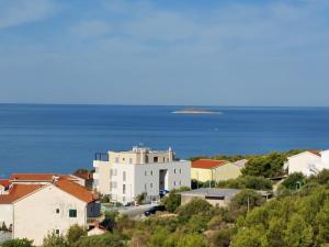 Apartments Primosten