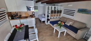 Hausboat "Život na vode"