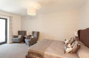 12 Woolacombe East - Luxury Apartment at Byron Woolacombe, only 4 minute walk to Woolacombe Beach!