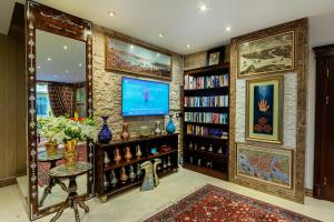 The Magnaura Palace Hotel