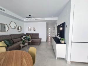 Brand new Exclusive apartment, 100 meter from the Beach